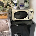 Stylish Studio Near Kuhio Beach